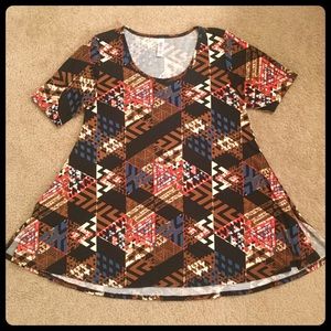 GUC LuLaRoe Perfect Tee